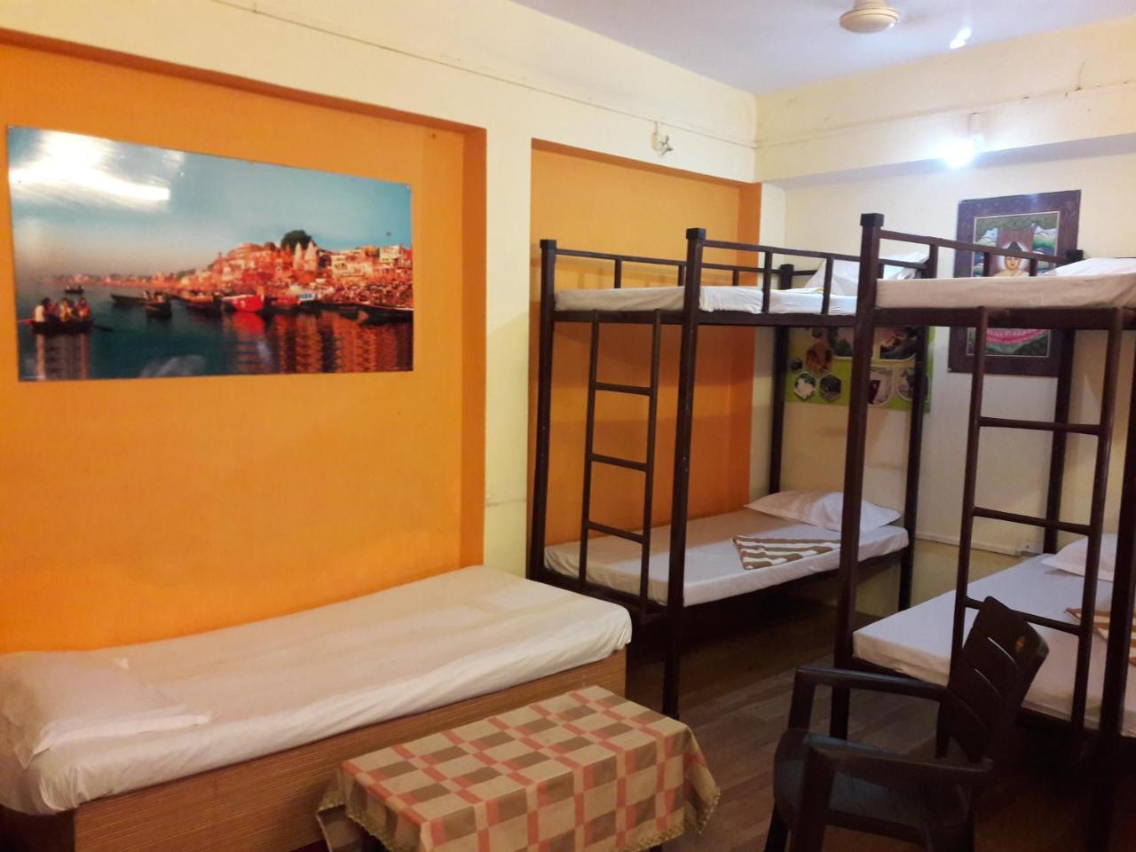 Buddha Guest House Varanasi Eksteriør billede