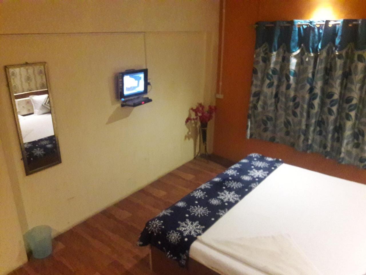 Buddha Guest House Varanasi Eksteriør billede