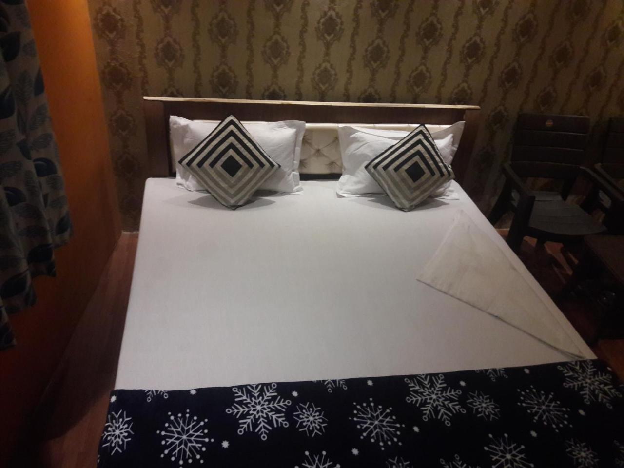 Buddha Guest House Varanasi Eksteriør billede