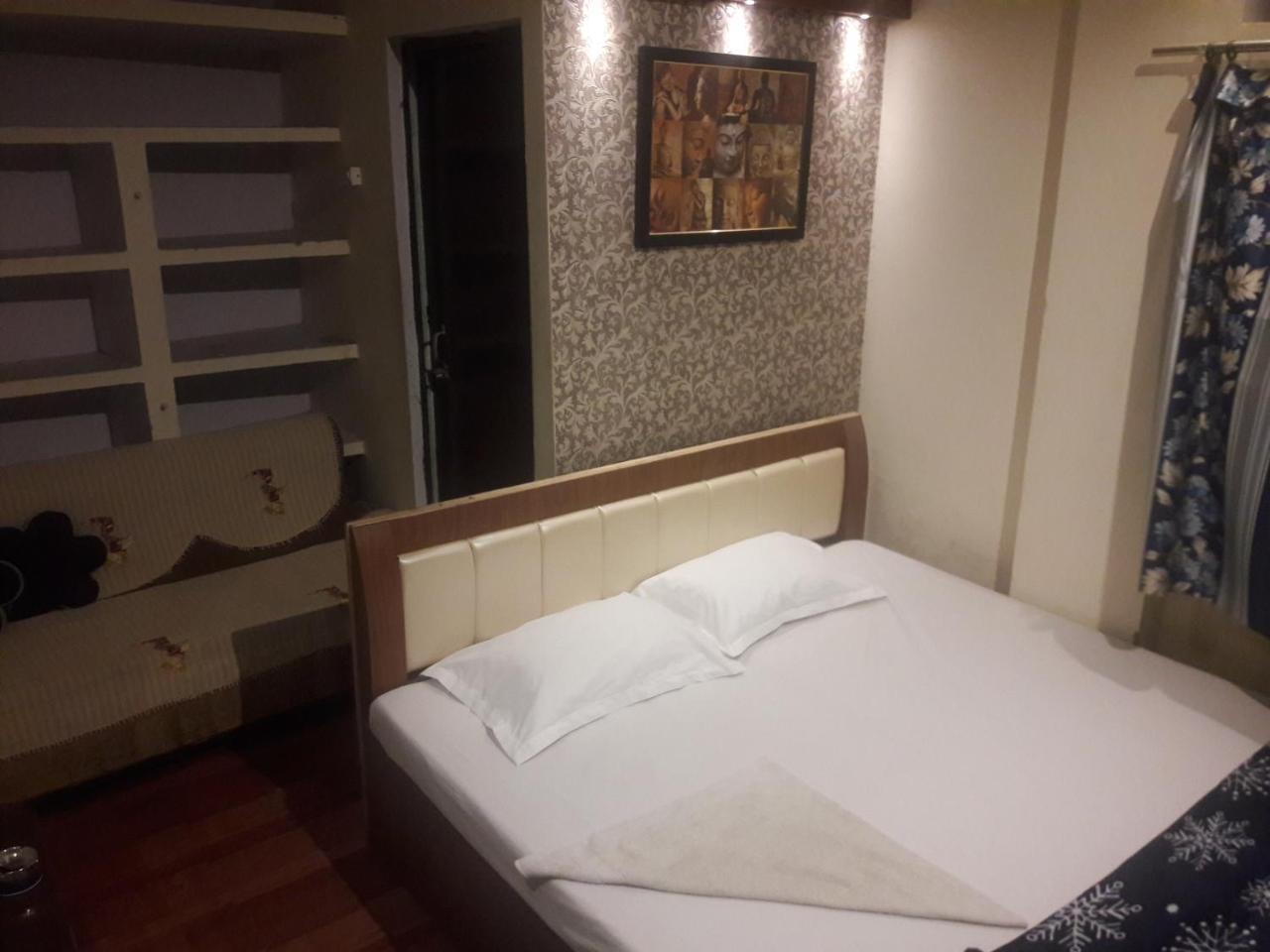 Buddha Guest House Varanasi Eksteriør billede
