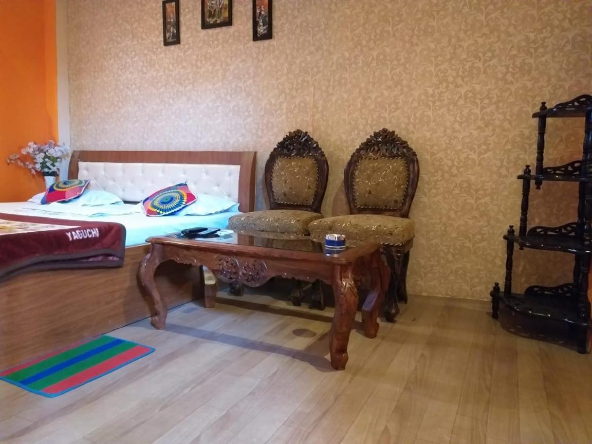 Buddha Guest House Varanasi Eksteriør billede